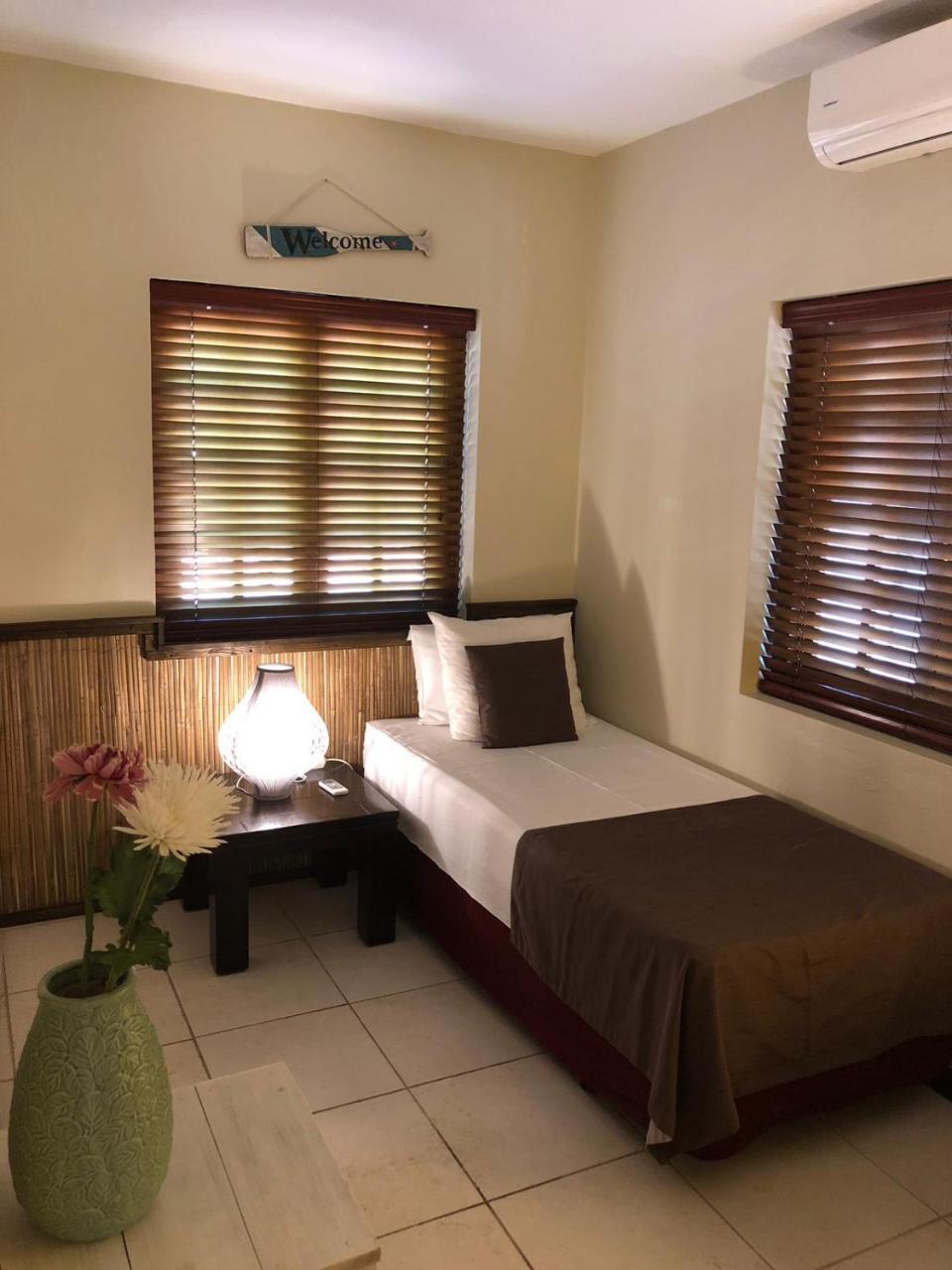 Hemels Curacao Bed & Breakfast Willemstad Ngoại thất bức ảnh